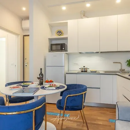Apartment Stella Placidia Prestigious And Elegant Historic Center, Parking