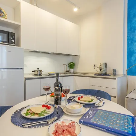 Apartment Stella Placidia Prestigious And Elegant Historic Center, Parking *